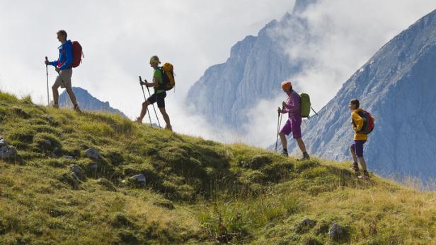 Der Alpenverein bittet seine Mitglieder bei ihren Touren um verantwortungs- und respektvollen Umgang mit der Natur.