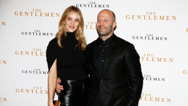 Rosie Huntington-Whiteley soll wieder Mama geworden sein