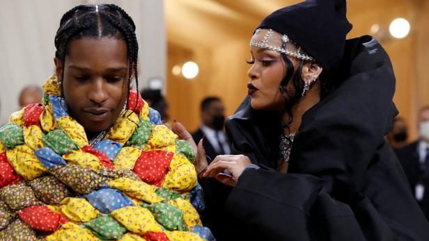 Zwillinge für Rihanna? Gigi Hadids Kommentar heizt Gerüchte an