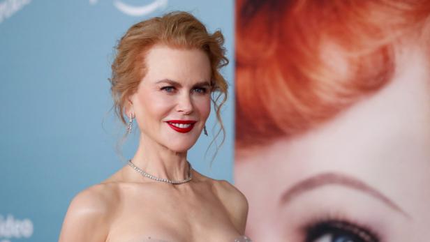 "Katastrophe": Nicole Kidman spaltet in gewagtem Outfit das Netz