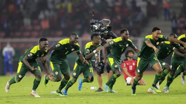 Senegal und Superstar Mané gewinnen den Afrika-Cup im Elferschießen