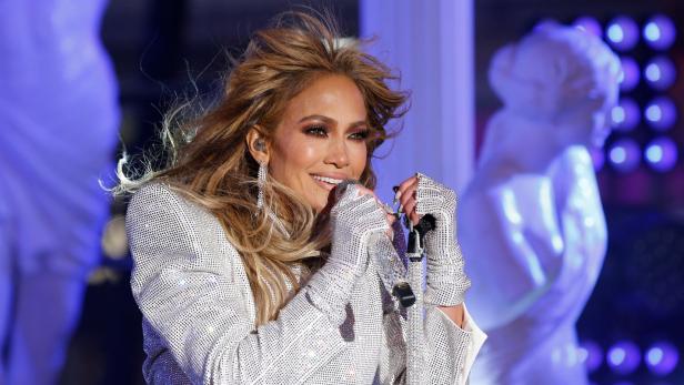 Kurze Haare: Jennifer Lopez überrascht ihre Fans mit neuer Frisur