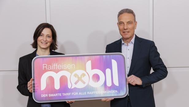 Petra Walter, Geschäftsführerin Zentrale Raiffeisenwerbung und Michael Krammer, geschäftsführender Gesellschafter Ventocom.