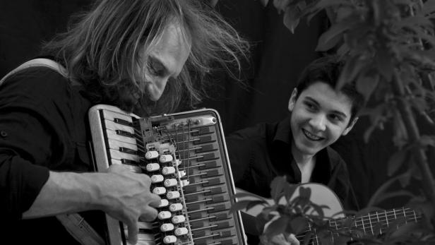 Ein Festival-Höhepunkt – das Chango Spasiuk Duo aus Argentinien am 6. März in der Sargfabri
