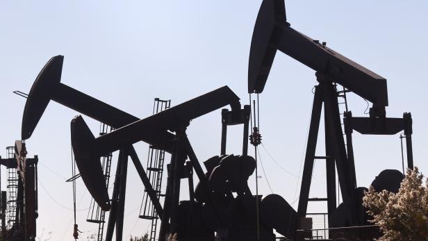 Ukraine, Iran, USA: Beim Ölpreis geht es weiter auf und ab