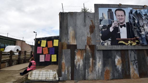 Auch der britische Premier bekommt seinen Platz im dystopischen Freizeitpark des Künstlers Banksy an der Südwestküste Englands.
