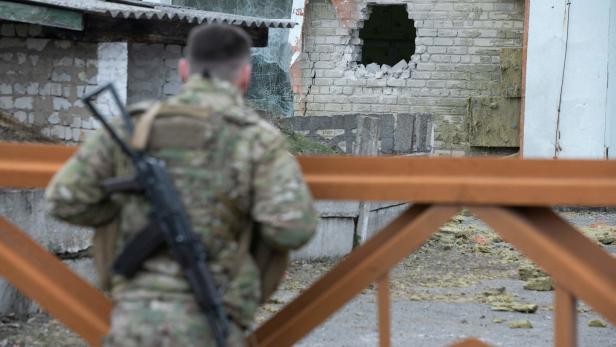 Ukrainischer Präsident Selenskyj lässt Milizsoldaten einberufen
