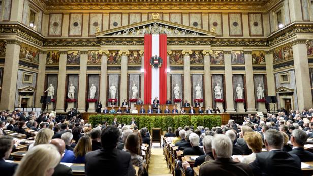 Sitzung der Bundesversammlung im Parlament