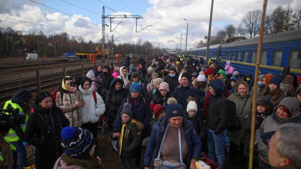Fleeing ukrainians arrive in Olkusz, Poland