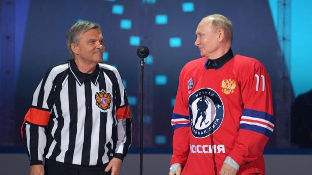 Ziemlich beste Freunde: Rene Fasel, bis 2021 Präsident des Weltverbandes, und Russlands Angreifer Wladimir Putin