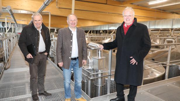 Bürgermeister besichtigte neue Abfüllanlage der Winzer Krems
