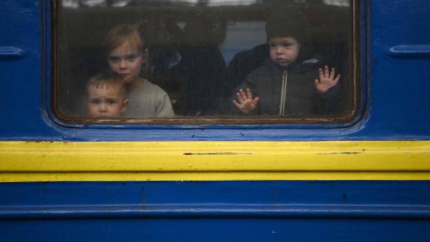 Schon rund eine Million Menschen soll die Ukraine verlassen haben.