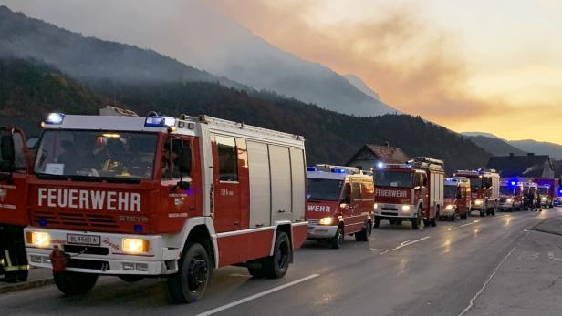 NÖ-Feuerwehr schickt 80 Spezialisten zur Waldbrandbekämpfung nach Frankreich