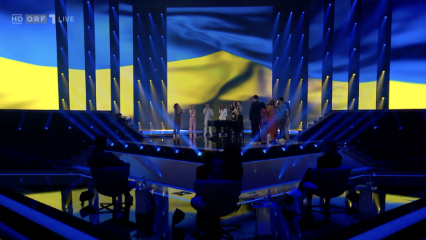 "Starmania": Emotionaler Auftakt im Blau-Gelb der Ukraine