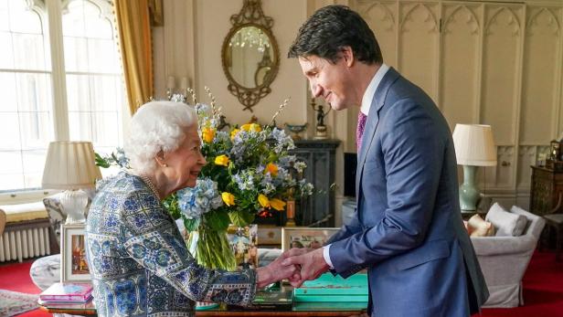Nach Corona-Infektion: Queen empfing Kanadas Premier Justin Trudeau