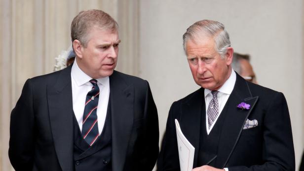 Missbrauchsskandal: Übernimmt Prinz Charles die Zahlung für Prinz Andrew?