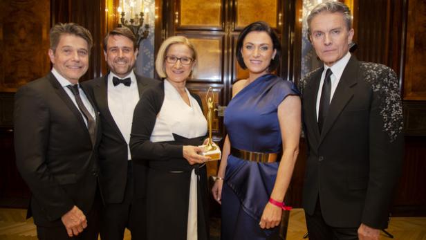 BLITZBLANK ehrt Johanna Mikl-Leitner mit dem “WOMAN FOR VALUES” Award