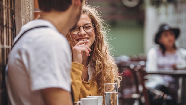 Dating-Trends: Was hinter Lowkey-Dates und Cash-candid-Dating steckt