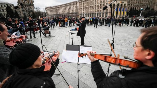 Orchester spielte "Ode an die Freude" auf Maidan Platz in Kiew
