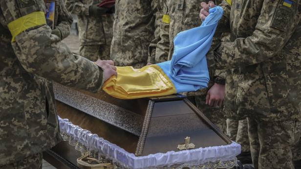 Bisher Tausende Soldaten und Zivilisten in der Ukraine getötet
