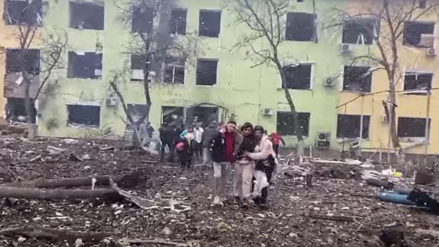 Evakuierung in Mariupol gescheitert, Kiew in "Festung" verwandelt