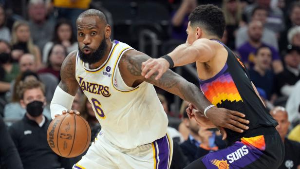 NBA: Los Angeles Lakers at Phoenix Suns
