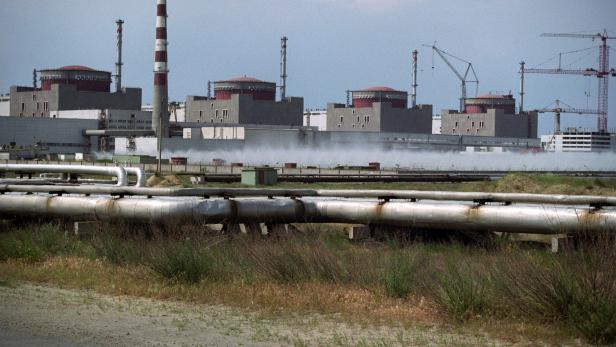 Zaporizhzhia nuclear power plant hit by Russian shelling