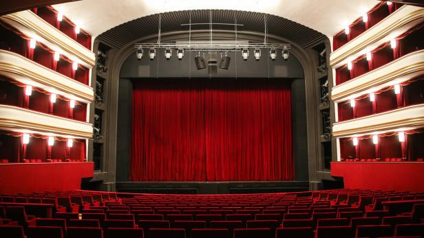  Volksoper muss Narrenkäfig-Premiere schieben