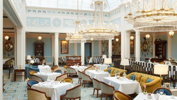 Ein Londoner Hotel bittet zur stilechten "Bridgerton"-Teatime