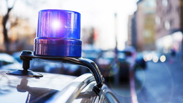Rollerfahrer liefert sich skurrile Verfolgungsjagd mit Polizei