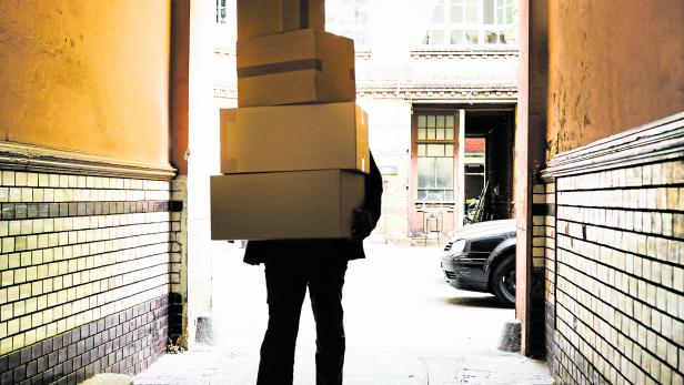 Courier