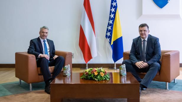 Bundeskanzler Nehammer und der bosnische Ministerpräsident Zoran Tegeltija