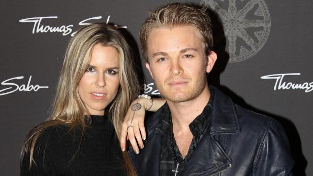 Nico Rosberg mit seiner Verlobten Vivian Siblod.