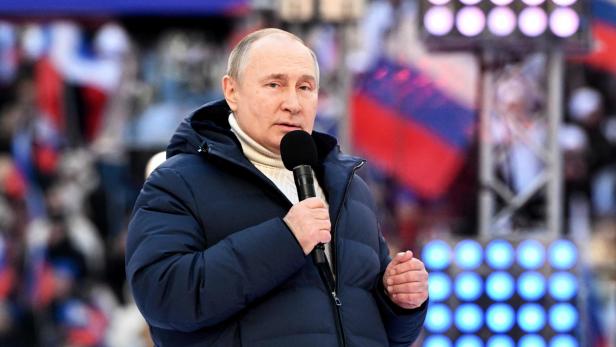 TV-Rede: Warum der Preis von Putins Jacke für Wirbel sorgt