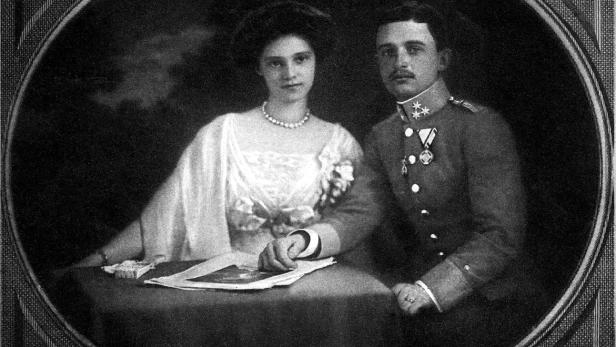 Ihnen waren nur knapp elf Jahre Ehe gegeben: Kaiserin Zita, Kaiser Karl