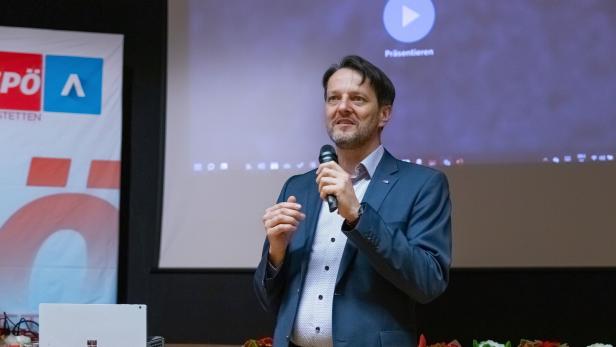 Amstetten: SPÖ-Parteichef bekommt von Basis Rückhalt für Neuaufbau