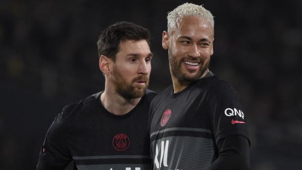 FILES-FBL-WC-2022-BRA-ARG-FRA Lionel Messi und Neymar, beide im Trikot von Paris Saint-Germain.