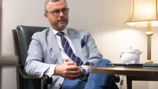BP-Wahl: FPÖ-Kandidat laut Abwerzger nicht vor Sommer