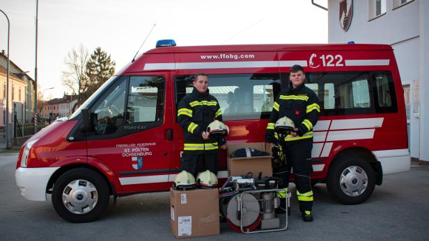 Feuerwehr Ochsenburg spendet Ausrüstung an die Ukraine