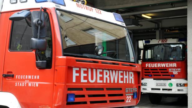 Zimmerbrand in Wiener Hochhaus löste Feuerwehrgroßeinsatz aus