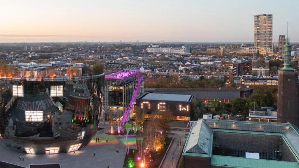 Luftaufnahme des MVRDV-Podiums in Rotterdam mit der Aufschrift „NEW“.