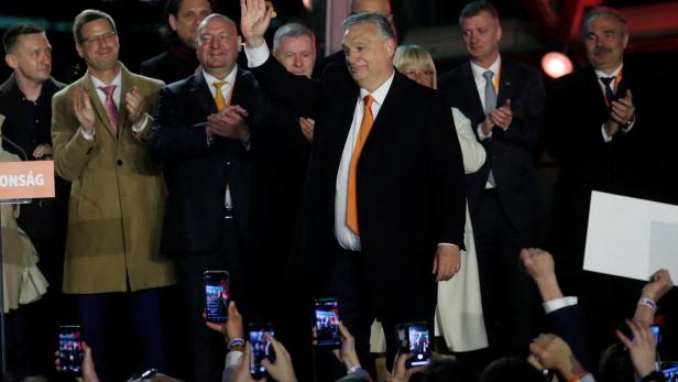 Orbán triumphiert in Ungarn mit Zwei-Drittel-Mehrheit