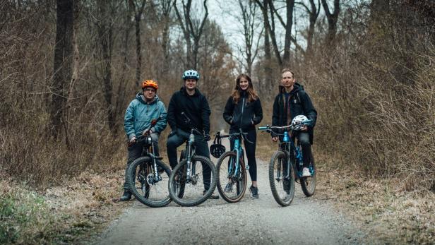 "Race for Humanity": 30 Tage Radrennen für Menschen in der Ukraine