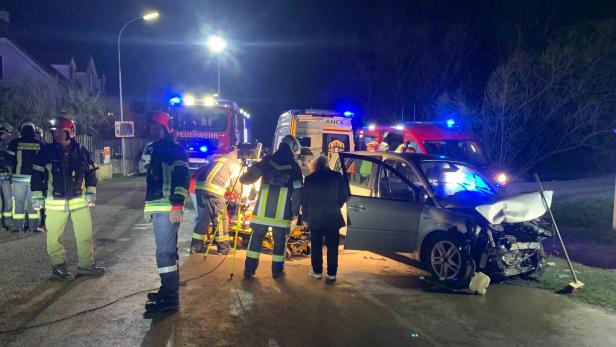 Alkolenker verursachte Frontalcrash im Pielachtal