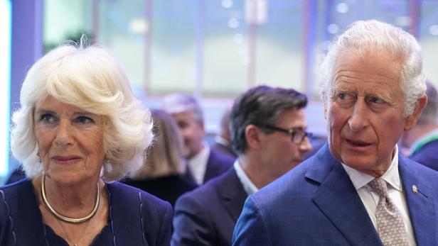 Haben Prinz Charles und Herzogin Camilla einen geheimen Sohn?