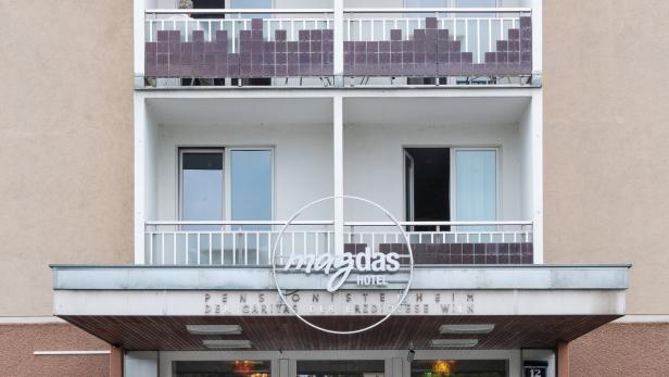 Magdas Hotel wird  eine Flüchtlingsunterkunft