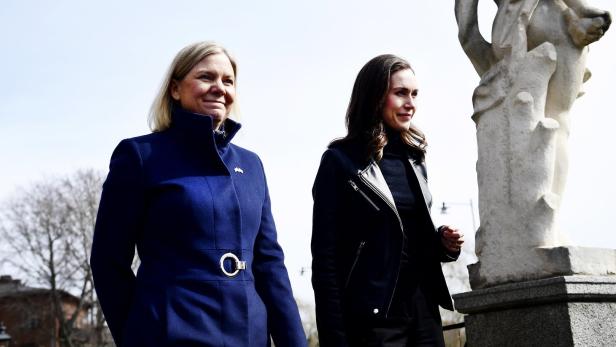 Die beiden Premierministerinnen von Schweden und Finnland liebäugeln mit NATO-Beitritt