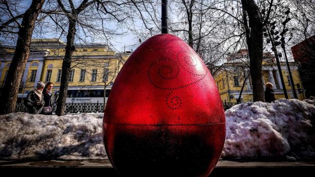 Rote Eier und Osterfeuer: Was hinter den Traditionen des Christentums steckt