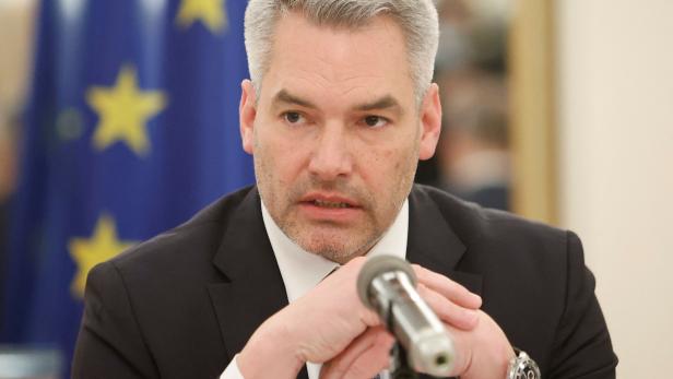 Austrian Chancellor Karl Nehammer holds a news conference in Moscow