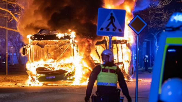 Bandenkriminalität in Schweden: Explosionen und Schüsse in Stockholm